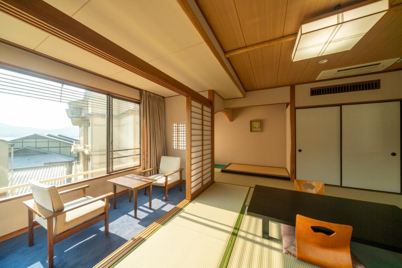 Hotel Miya Rikyu Hatsukaichi Eksteriør billede