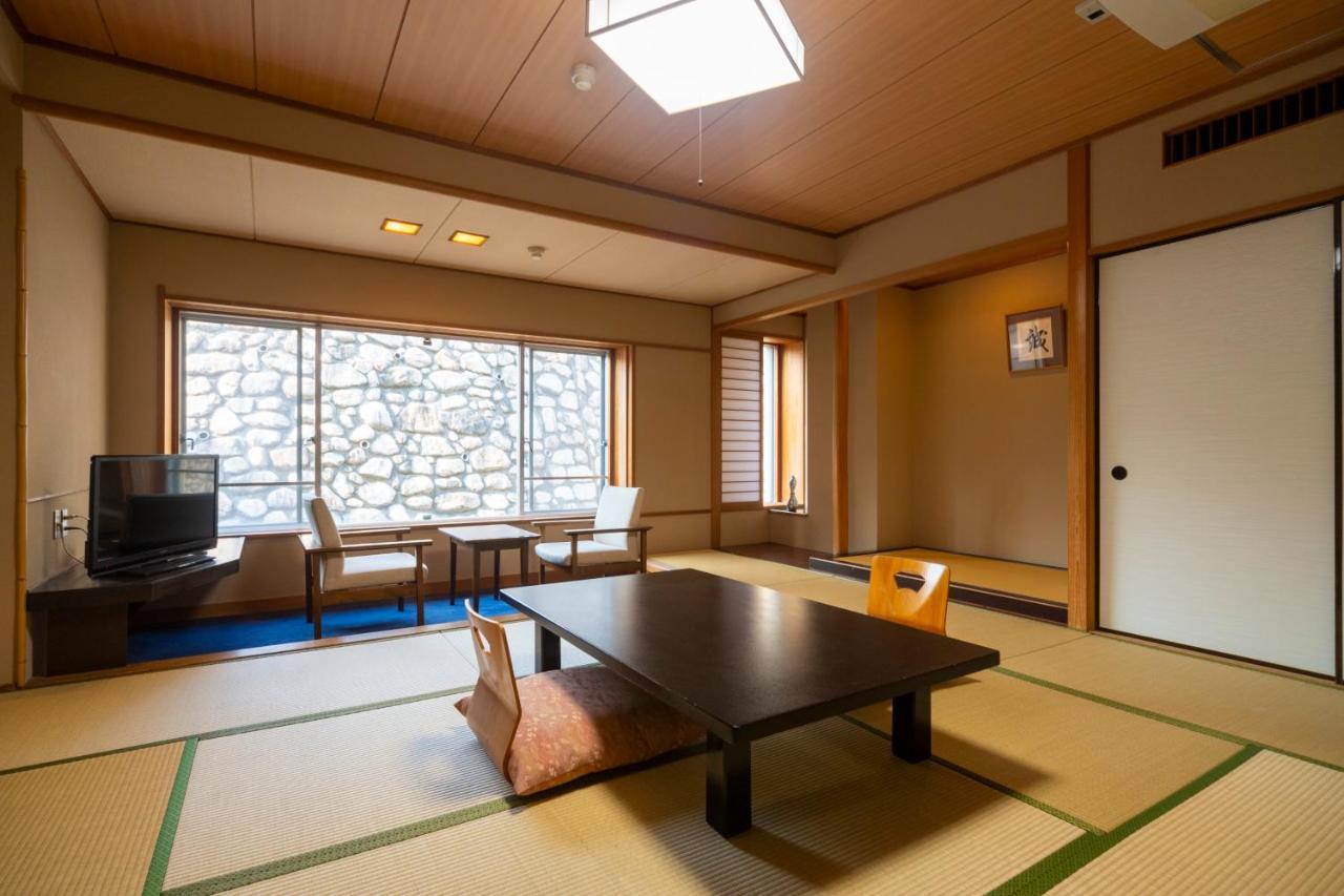 Hotel Miya Rikyu Hatsukaichi Eksteriør billede